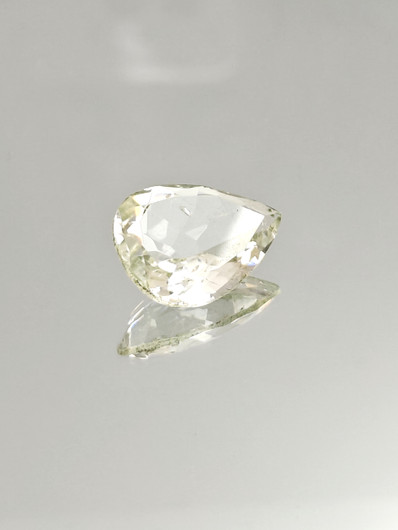 Kvartsi 14,3 ct, pisara