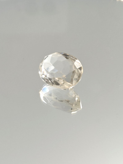 Quartz 14,5 ct, oval