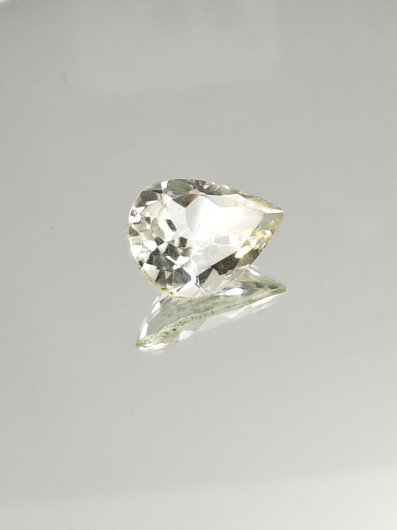 Kvartsi 15,8 ct, pisara