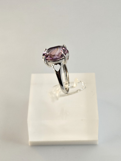 individual adjustable silver ring with real Amethyst