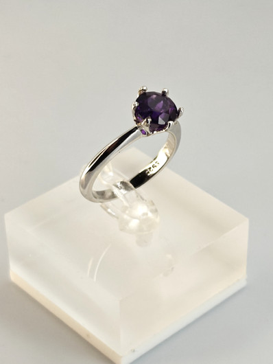 individual silver ring with real Amethyst