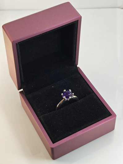 individual silver ring with real Amethyst