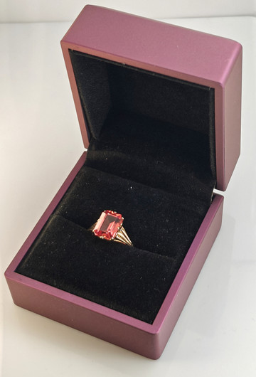 Vintage synt. sapphire gold ring  