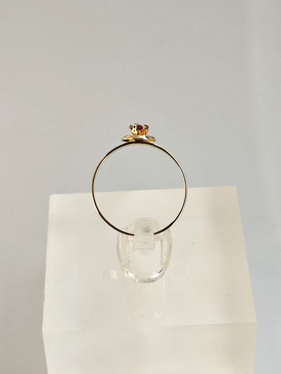 Vintage  ruby gold ring  