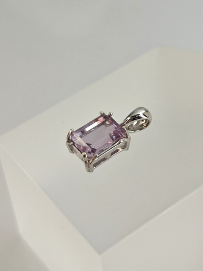 individual silver pendant with real Amethyst
