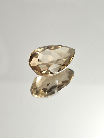  Smoky Quartz 19.3 ct, pear