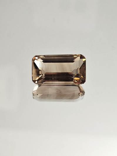  Smoky Quartz 14.4 ct, emerald