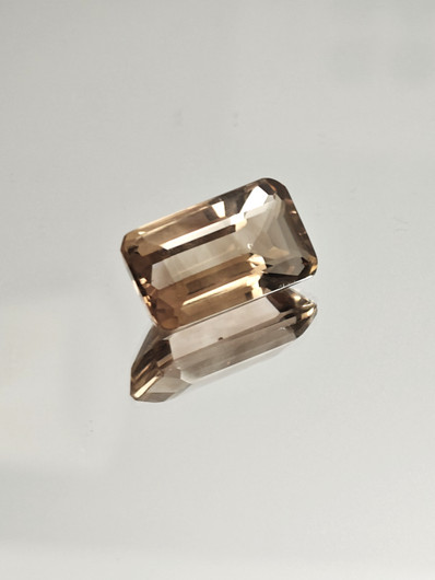  Smoky Quartz 14.4 ct, emerald