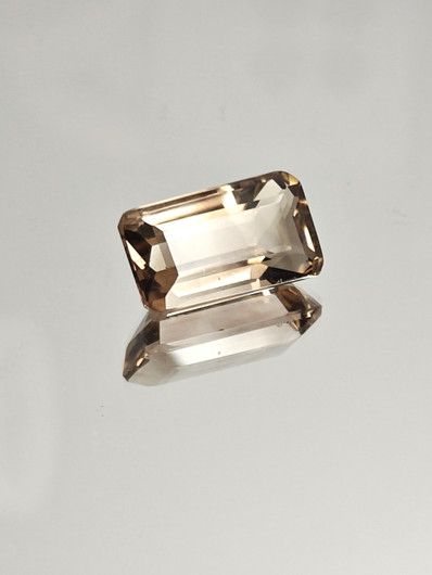  Smoky Quartz 14.4 ct, emerald