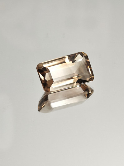  Smoky Quartz 14.4 ct, emerald