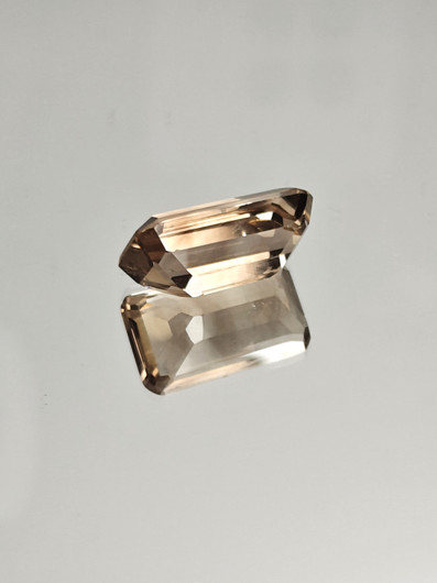  Smoky Quartz 14.4 ct, emerald