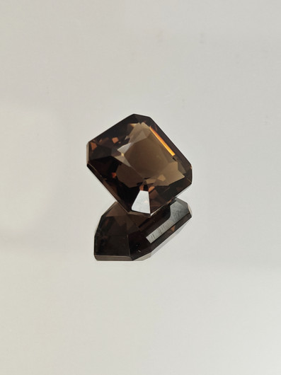 Savukvartsi 10.6 ct, asscher