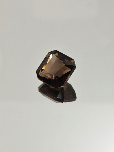 Savukvartsi 10.6 ct, asscher