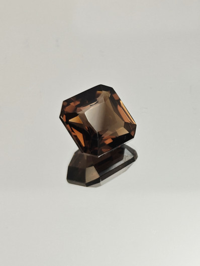 Savukvartsi 10.6 ct, asscher