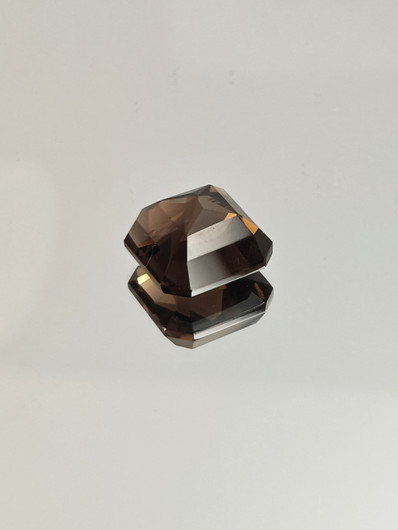 Savukvartsi 10.6 ct, asscher