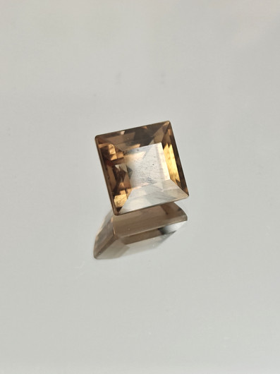 Savukvartsi 6.8 ct, neliö