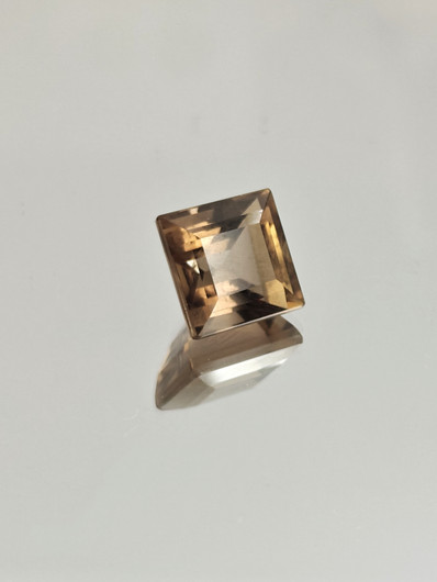 Savukvartsi 6.8 ct, neliö