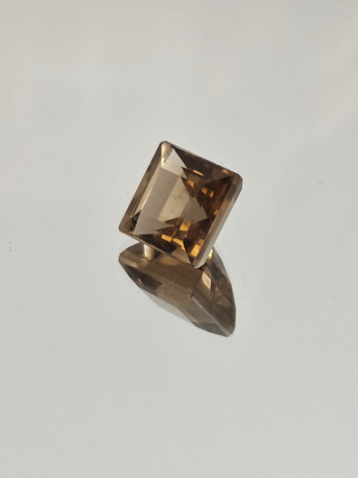 Savukvartsi 6.8 ct, neliö