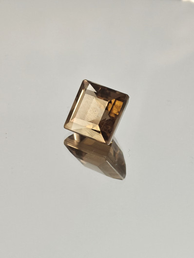 Savukvartsi 6.8 ct, neliö