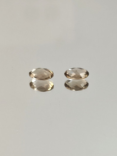 Smoky Quartz pair 2.1 ct, oval