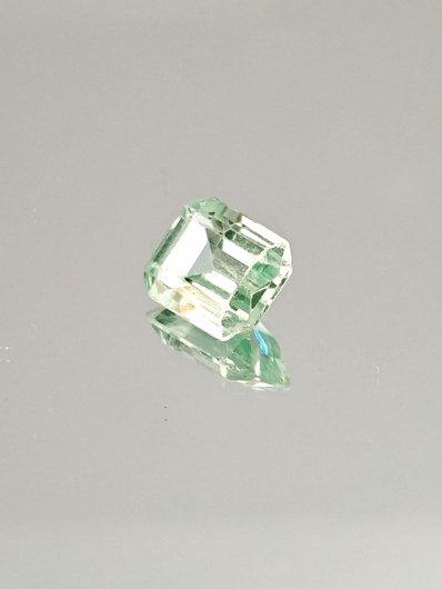Fluoriitti 4.1 ct, smaragdi