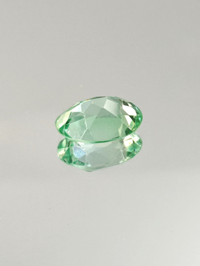 Fluoriitti 9.6 ct, ovaali