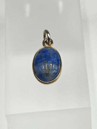Lapis lazuli riipus 