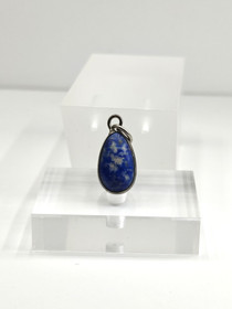 Lapis lazuli riipus