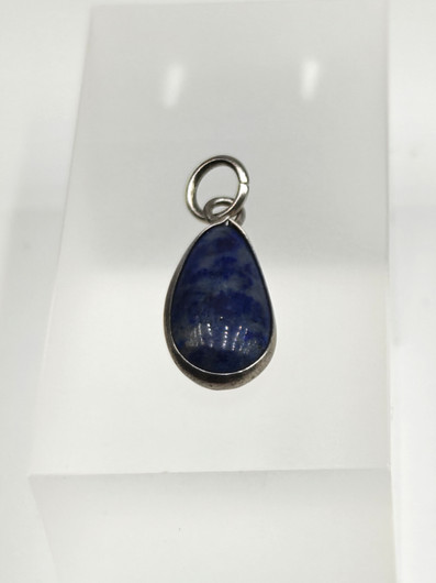 Lapis lazuli riipus