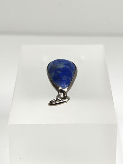 Lapis lazuli riipus