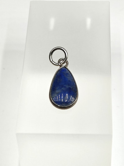 Lapis lazuli riipus