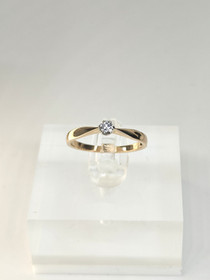 Vintage diamond gold ring  