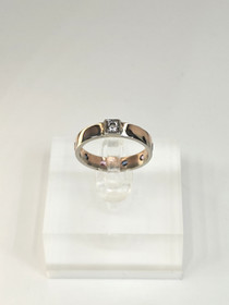 Vintage gold ring with diamond and sapphires