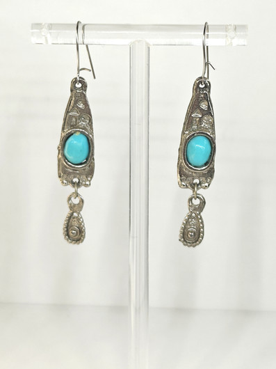 Vintage earrings with stone
