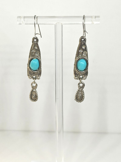 Vintage earrings with stone