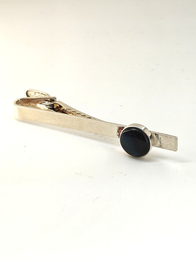 Vintage hopeinen solmio / kravatti pidin labradoriitillä