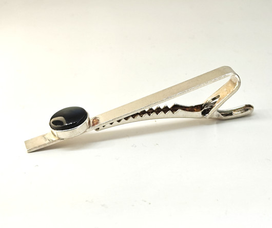 Vintage hopeinen solmio / kravatti pidin labradoriitillä