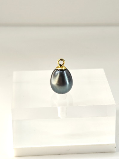 Vintage tahitian pearl drop pendant 