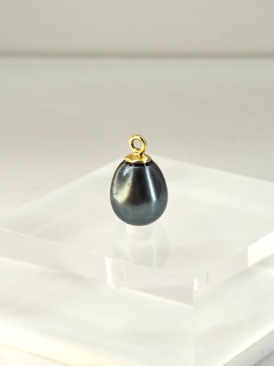 Vintage tahitian pearl drop pendant 