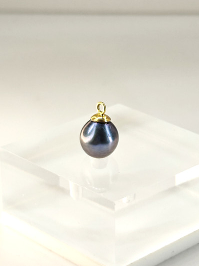 Vintage tahitian pearl drop pendant 