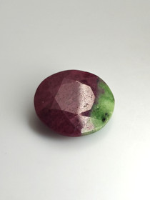 Rubiini Zoisiitti 31,8 ct pyöreä