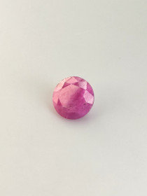 Ruby 2,2 ct round