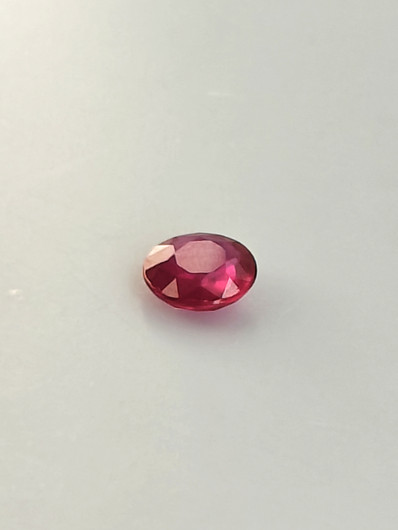 Rubiini 1,1 ct pyöreä