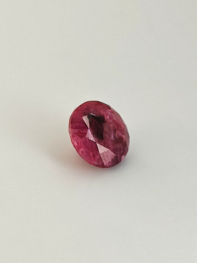 Rubiini 2,2 ct pyöreä