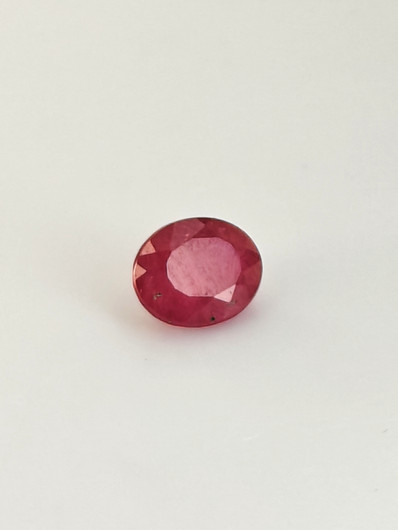 Rubiini 1,4 ct ovaali
