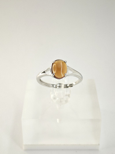 yksilöllinen säädettävä hopeasormus luonnollisella 