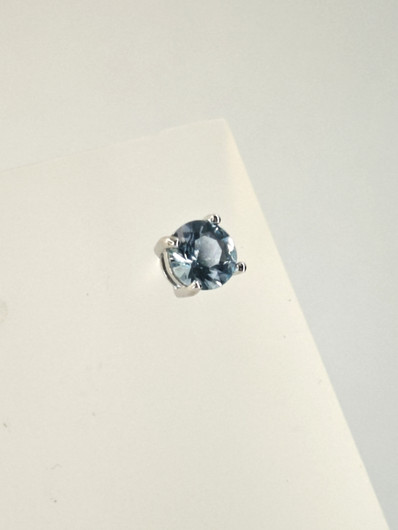 yksilöllinen hopeiset topaasi korvakorut 