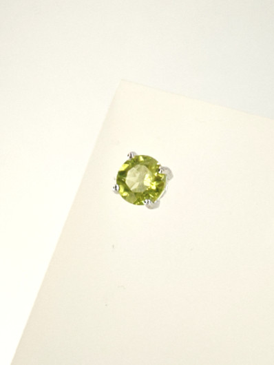 yksilöllinen hopeiset peridootti korvakorut 