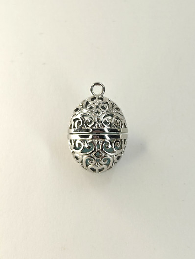 yksilöllinen avautuva riipus koriste kivellä 