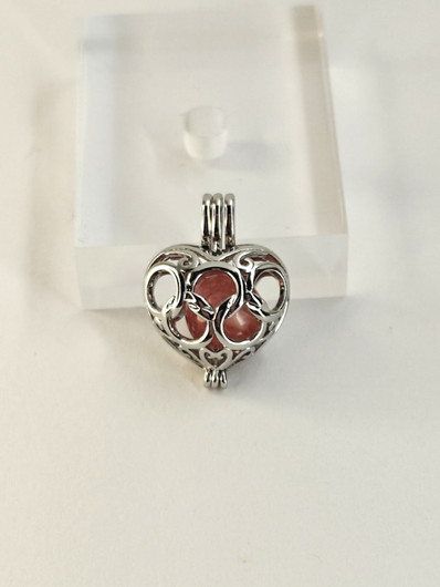 yksilöllinen avautuva riipus koriste kivellä 